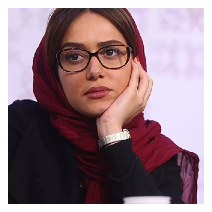 پریناز ایزدیار