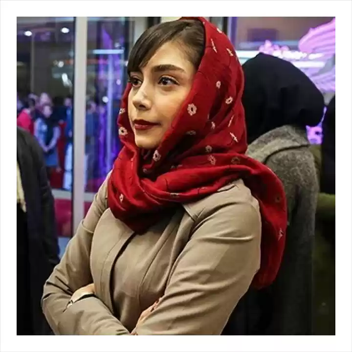 دیبا زاهدی