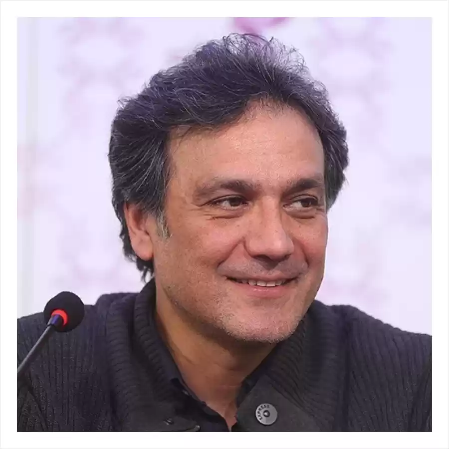 علیرضا آقاخانی