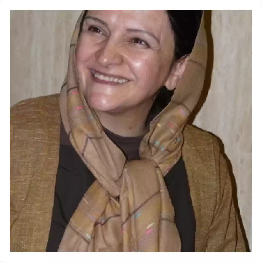 گلاب آدینه
