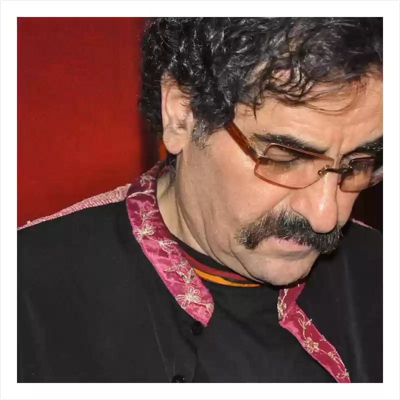 شهرام ناظری